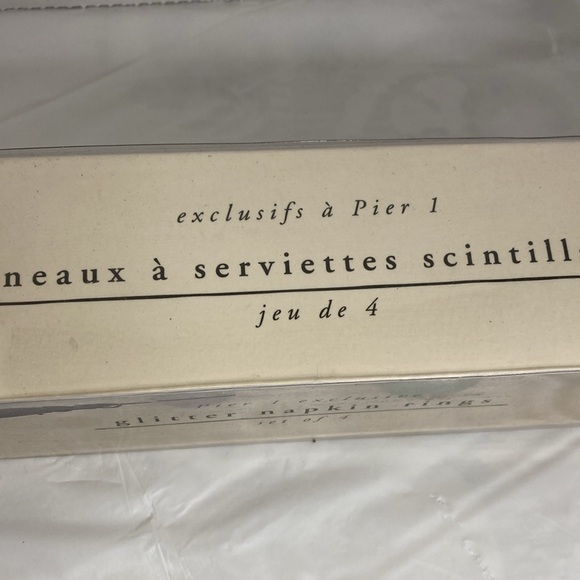 Pier 1 Exclusive Glitter Napkin Rings Lot of 6 Nickel Plated Sparkly Jeweled - Picture 2 of 11